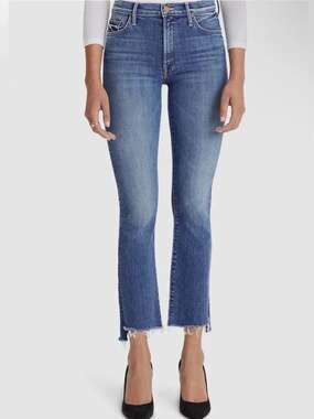 MOTHER The Insider Crop Step Fray Size 26 Wild Game Blue Jeans Designer Comfort